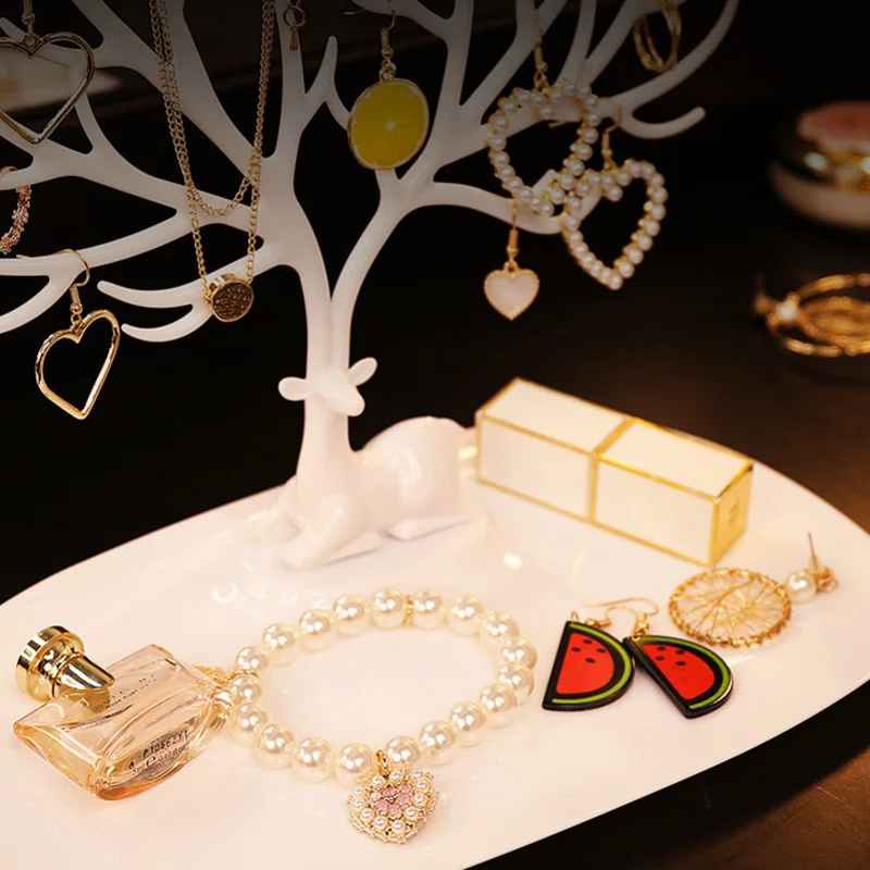 Arbre à bijoux
