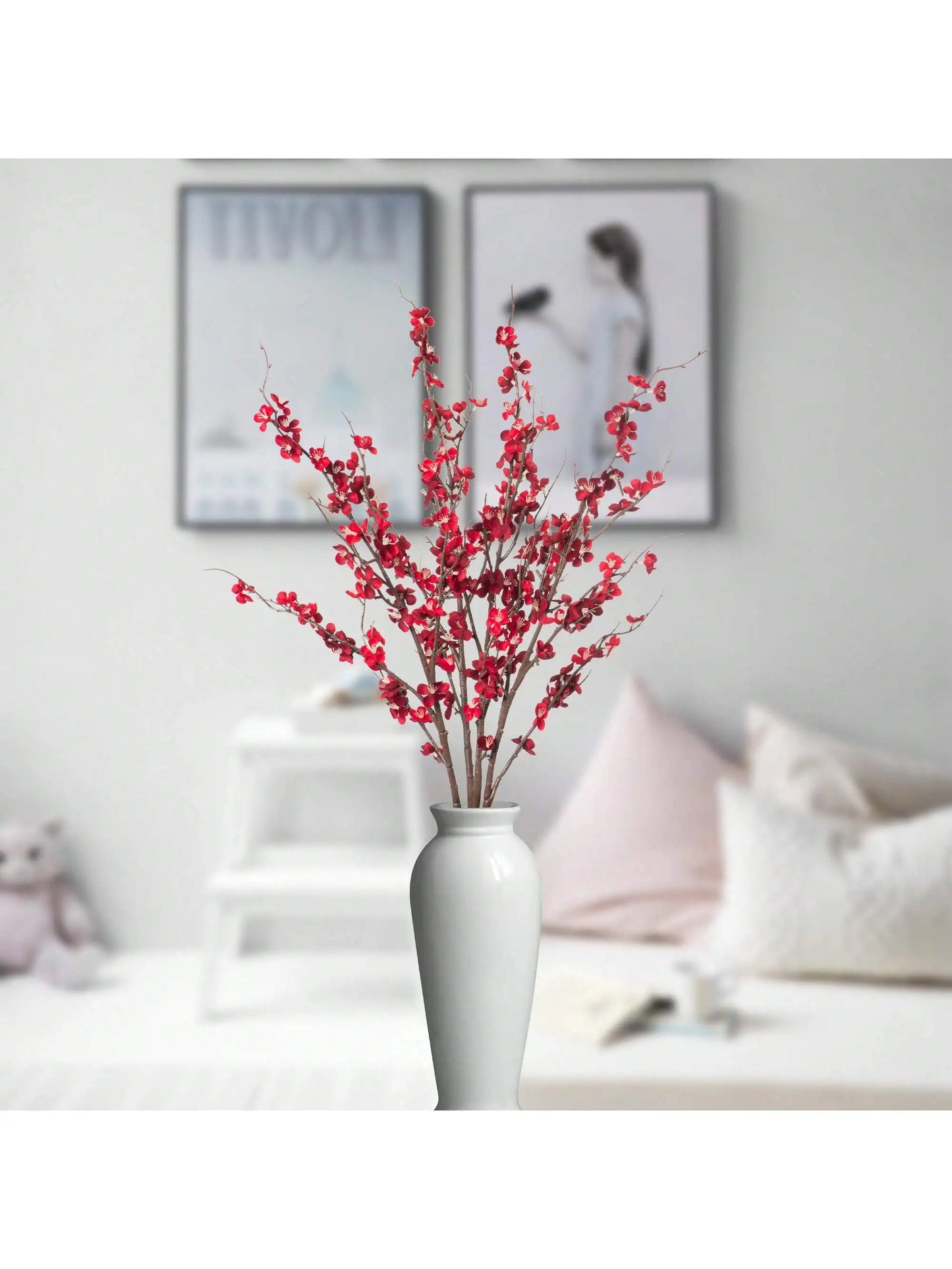 fleurs blanches en plastique à longue tige